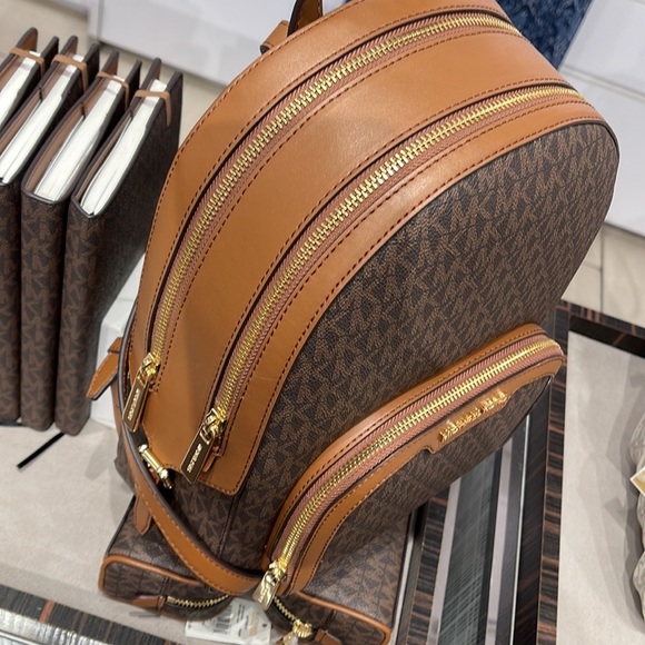 Michael Kors Backpack Bag Jaycee Md Backpack Brown Braun 35S2G8TB2B - Picture 10 of 16